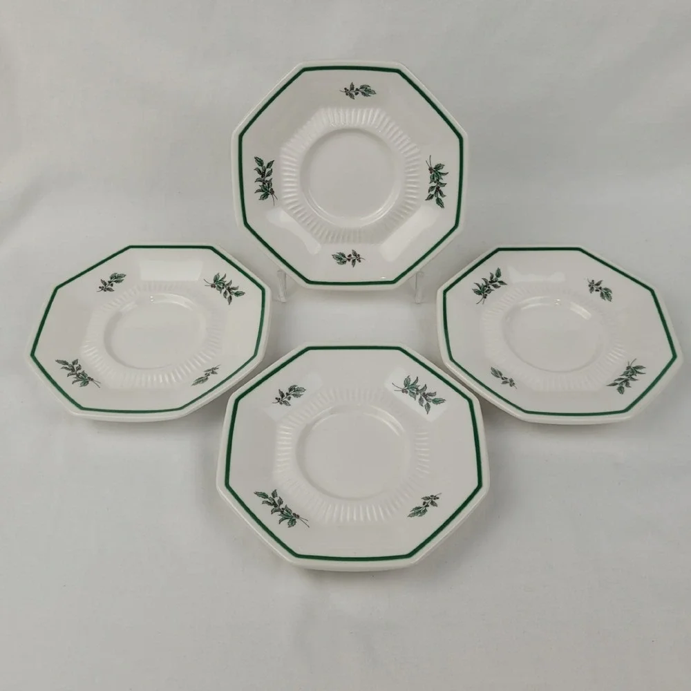 Nikko Christmastime Octagonal Saucers Set of 4 Holly Berry Green Trim Japan